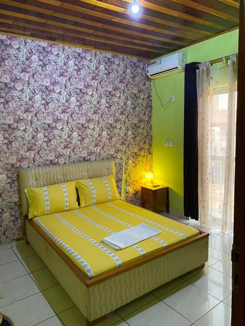 Cave Royale - Chambres-Studios-Apparts Meubles - Logpom Hopithal Des Soeurs Apres Camara Laye ドゥアラ エクステリア 写真